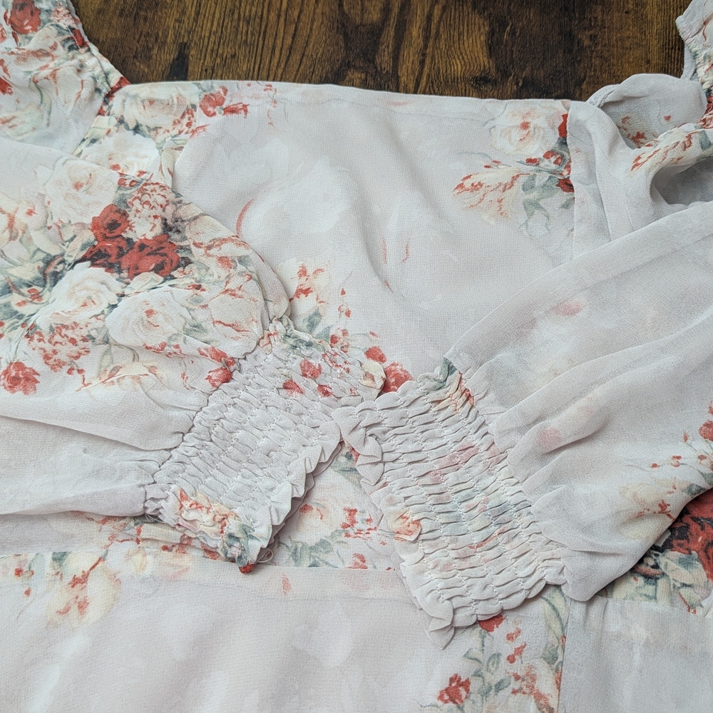 Baltic Born "Giselle" Light Grey Floral Long Sleeve Chiffon Dress With Slit - Picture 5 of 10